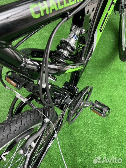 Ведосипед Stels 26 Challenger Black/ Green