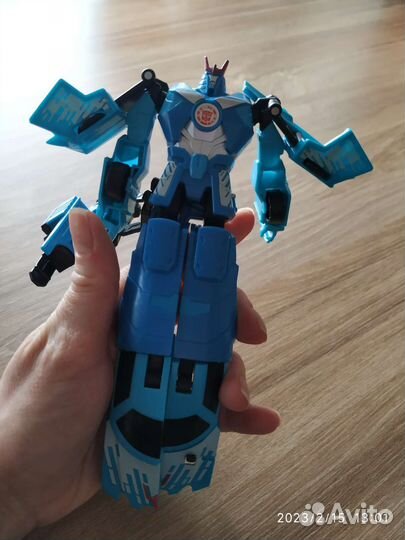 Машина робот трансформер