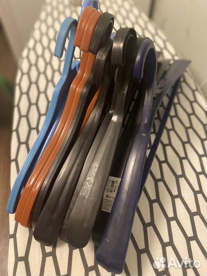 Вешалки для одежды