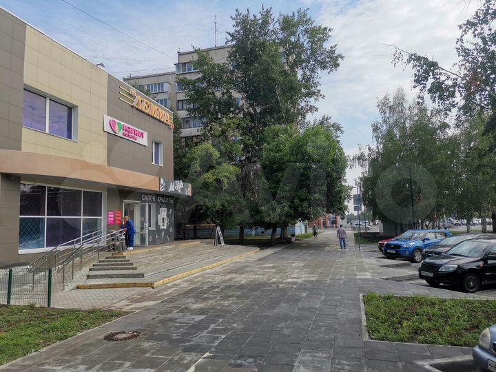 Помещение свободного назначения, 400 м²