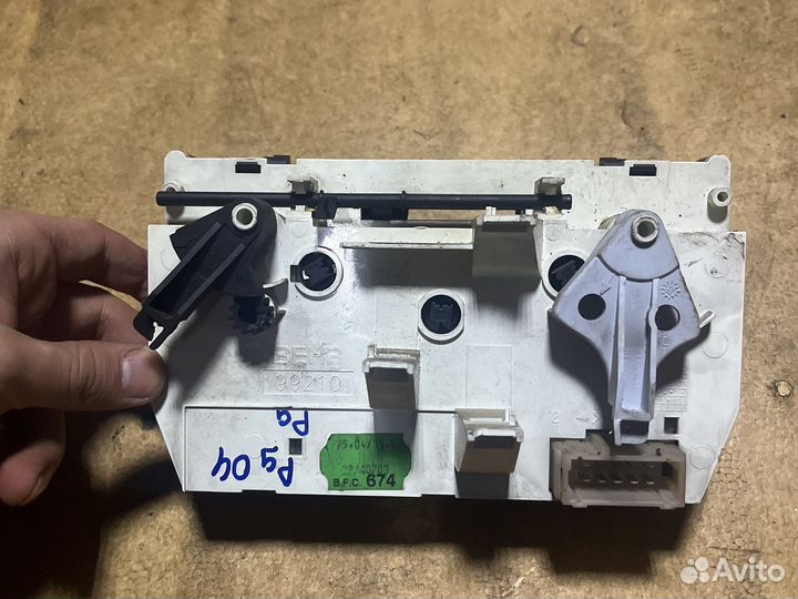 Блок управления климатом Peugeot 206