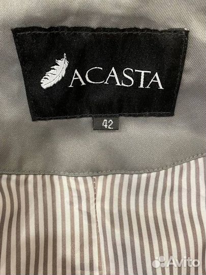Плащ женский Acasta
