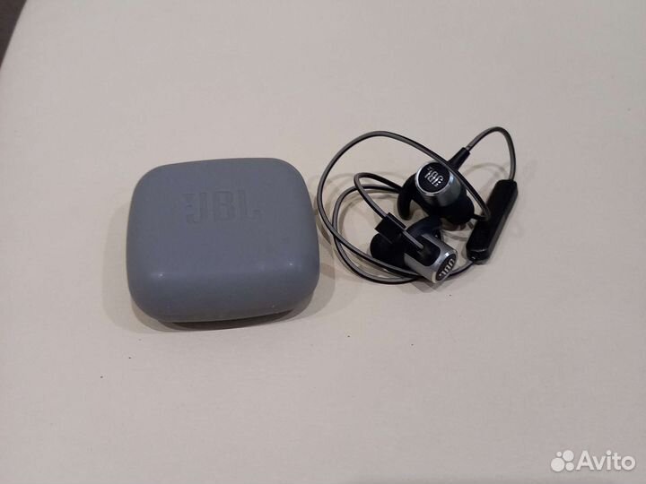 Спортивные наушники jbl