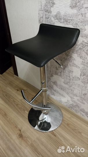 Барный стул