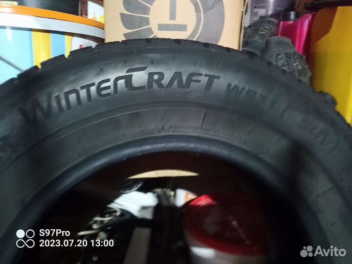 Kumho WinterCraft WS71 215/70 R16 100