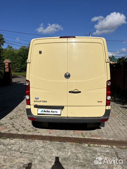 Volkswagen Crafter цельнометаллический, 2011