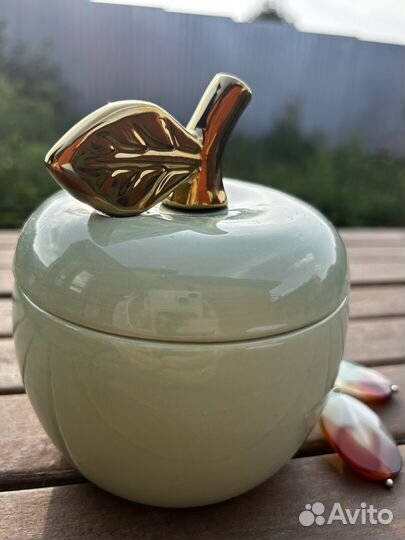 Керамическая шкатулка яблоко
