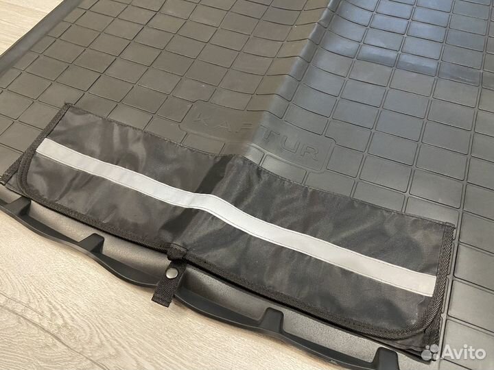 Оригинальный ковер с фартуком Renault Kaptur 4x4