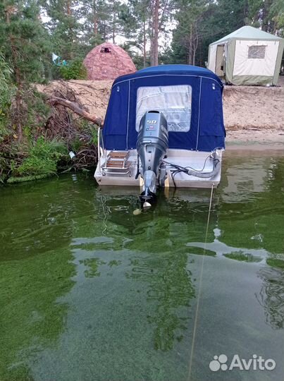 Моторная лодка