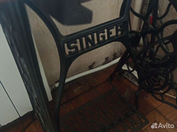 Швейная машина Singer