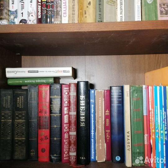 Продам книги