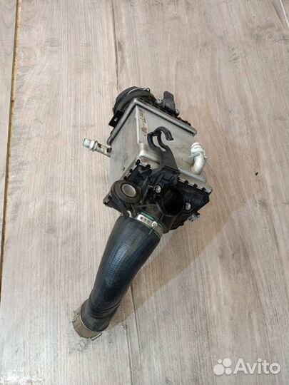 Интеркулер правый BMW X7 G07 2019 8660688