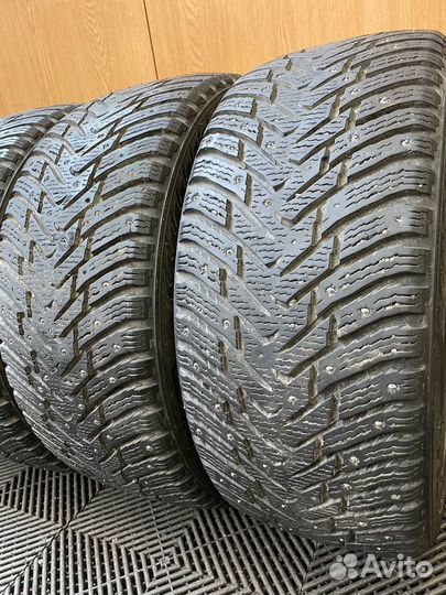 Nokian Tyres Hakkapeliitta 8 235/45 R18