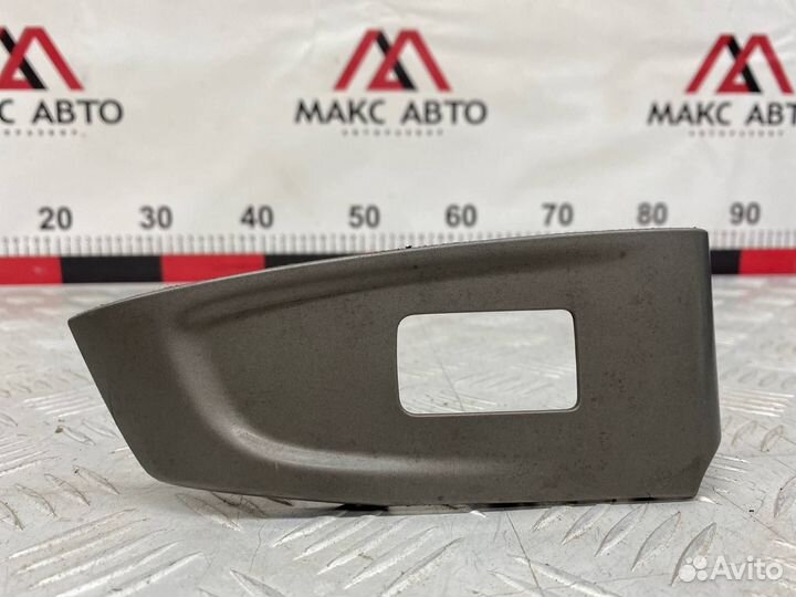 Б/У накладка кнопки стеклоподъемника (обшивка