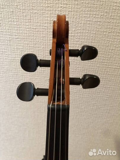 Электроскрипка Yamaha silent violin SV-100