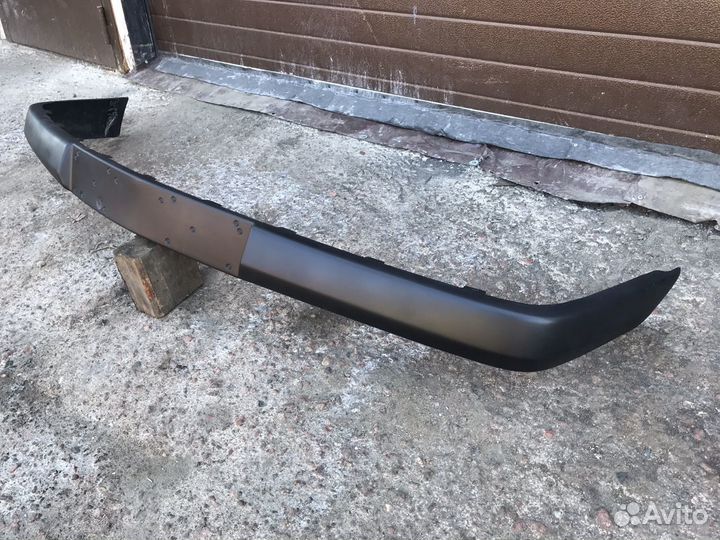 Накладка переднего бампера Mercedes W124 E500