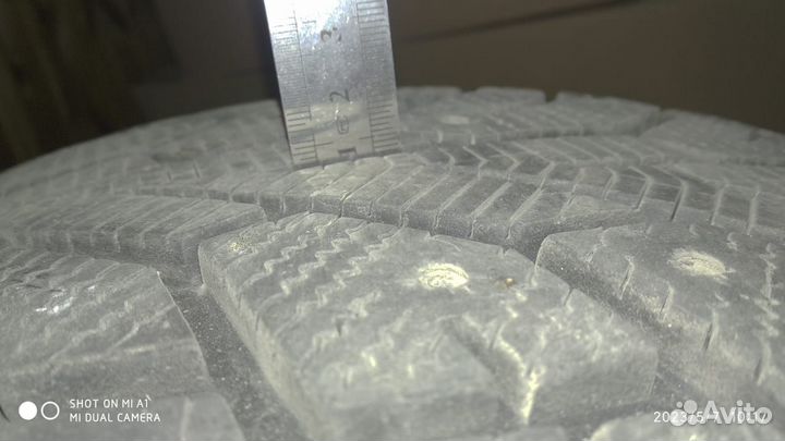 Gislaved Nord Frost 200 235/55 R17 102T