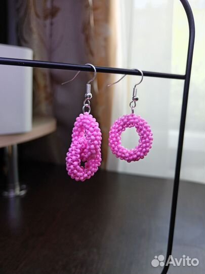 Украшения из бисера ручной работы