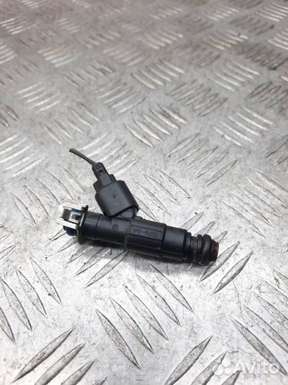 Форсунка Ford Mondeo хэтчбэк 5 дв. 2.0 cjba 2003