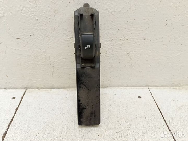 Кнопка стеклоподъемника