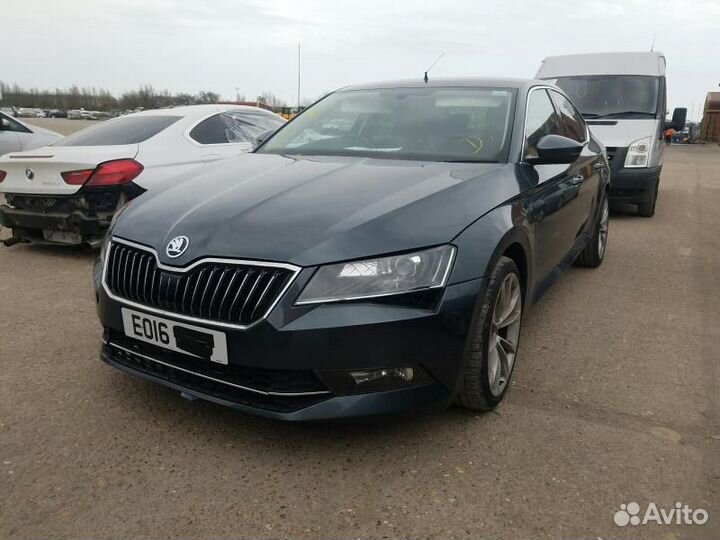 В разборе skoda superb 3