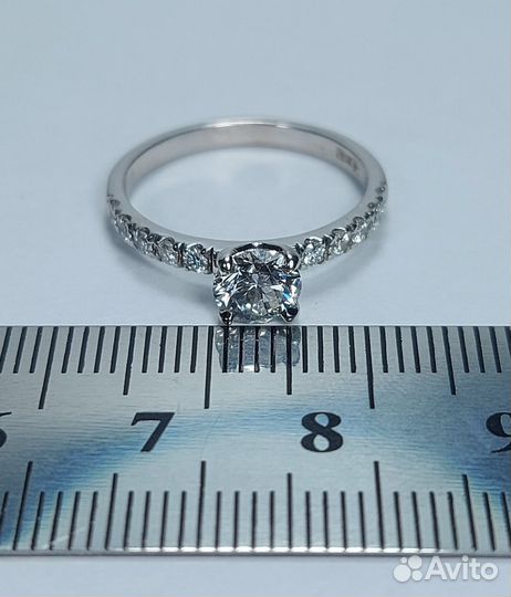 Золотое кольцо с бриллиантом 0.72ct
