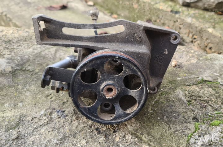 Насос гур subaru ej15