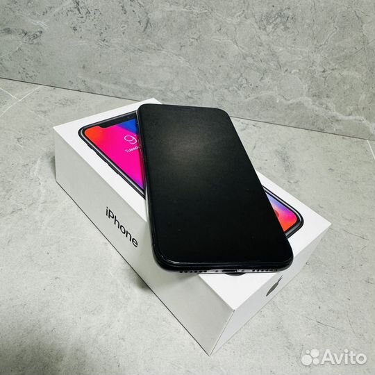 iPhone X, 64 ГБ