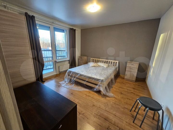 3-к. квартира, 87 м², 1/6 эт.