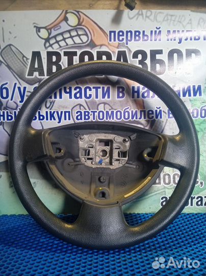 Руль Renault Sandero