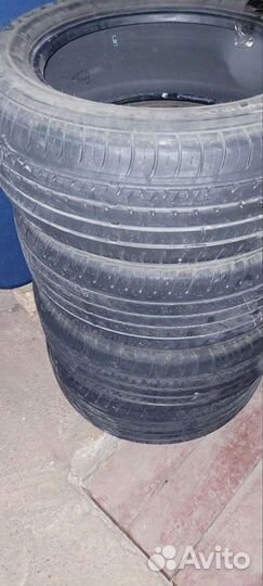 Maxxis Victra MA500 235/55 R17