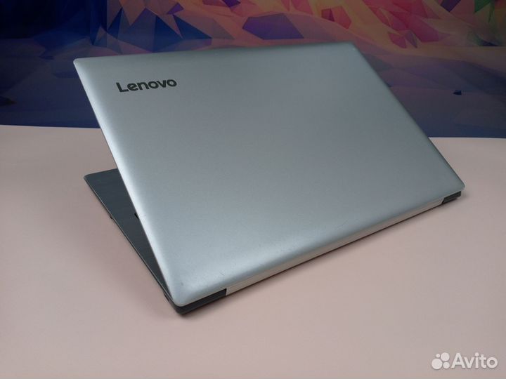 Lenovo i3/8gb/256Gb