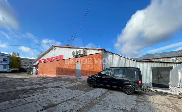 Продам торговое помещение, 264 м²