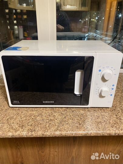 Микроволновая печь Samsung ME712AR