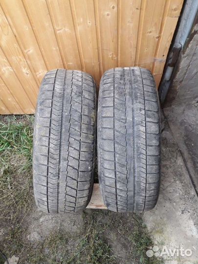 Bridgestone Blizzak DM-Z2 215/60 R16