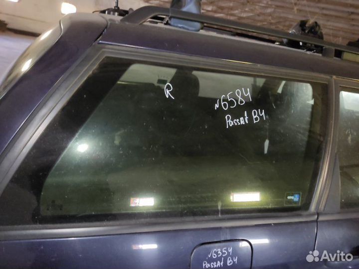 Стекло багажника правое Volkswagen Passat B4