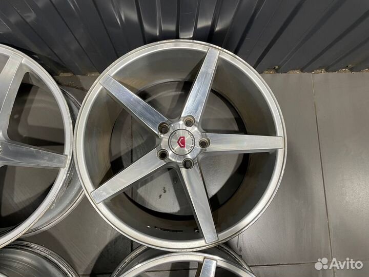 Диски литые Vossen VPS-303 8.5 x R18