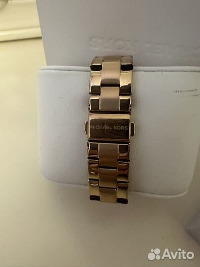 Умные часы michael kors