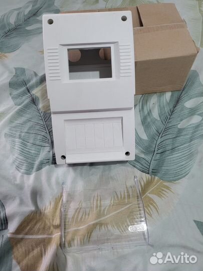 Щит учетно распределительный пластиковый автомат