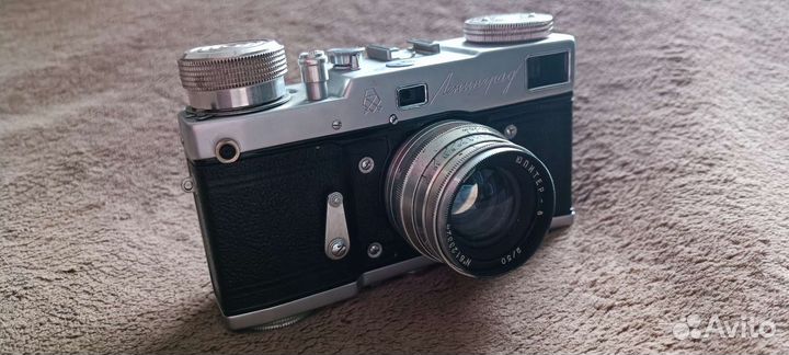 Плёночный фотоаппарат Ленинград