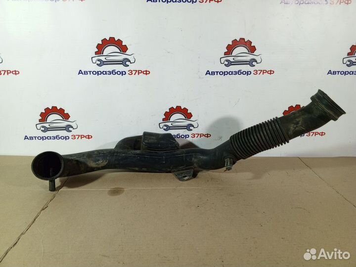 Патрубок воздушного фильтра Opel Vectra