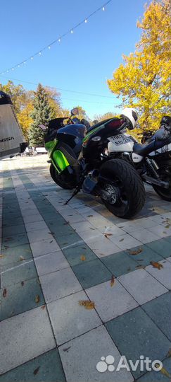 Мотоцикл Kawasaki Z1000sx (Кавасаки)