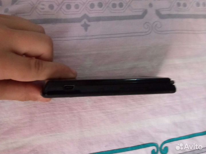 Мобильный телефон acer