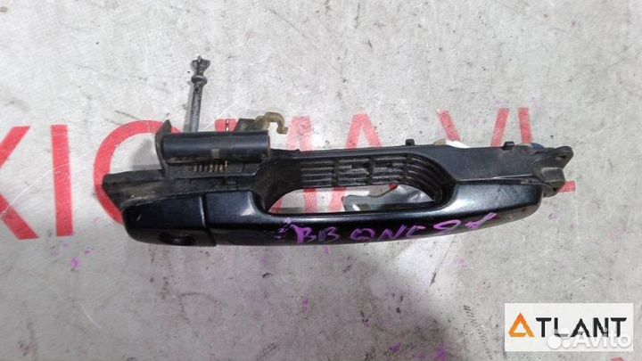 Ручка двери передний правый toyota BB