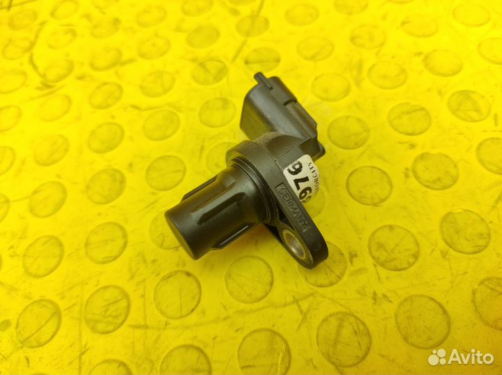 Датчик положения распредвала Mercedes-Benz W212