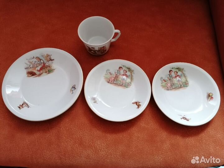 Porzellan дет. посуда:3 тарелки,чашка Болгария 70е