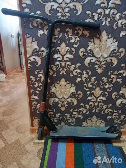 Трюковой самокат