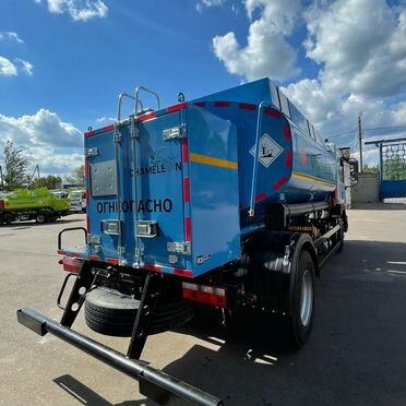 Топливозаправщик 10 м³ Chameleon АТЗ-10, 2025