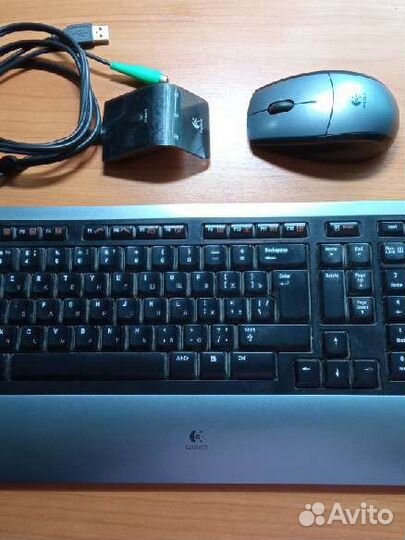 Беспроводная клавиатура и мышь logitech