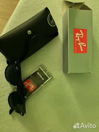 Солнцезащитные очки